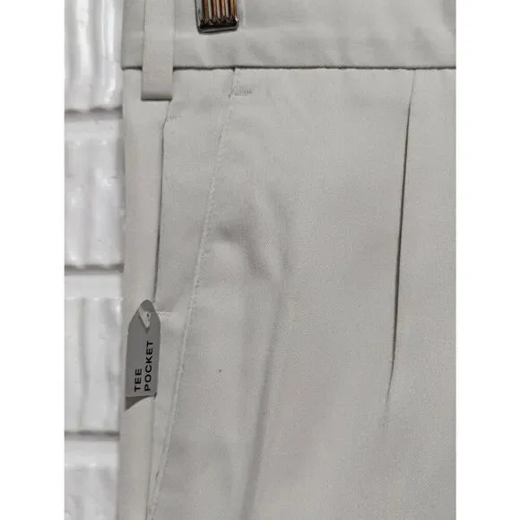 Dockers Men's Gray Solid Relaxed Fit Stone Golf Pants Size 42 x 30 NWT - Picture 4 of 8